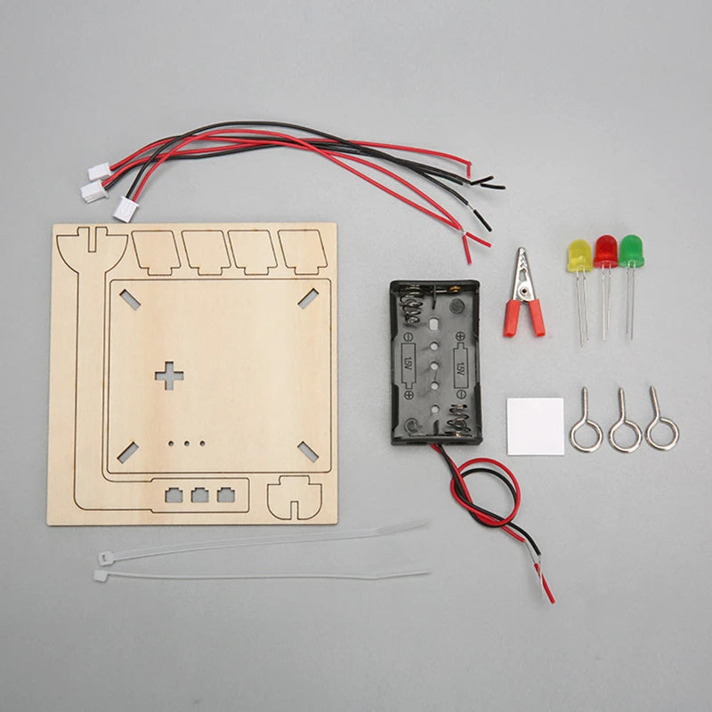 Wooden Traffic Light Model Science Toy